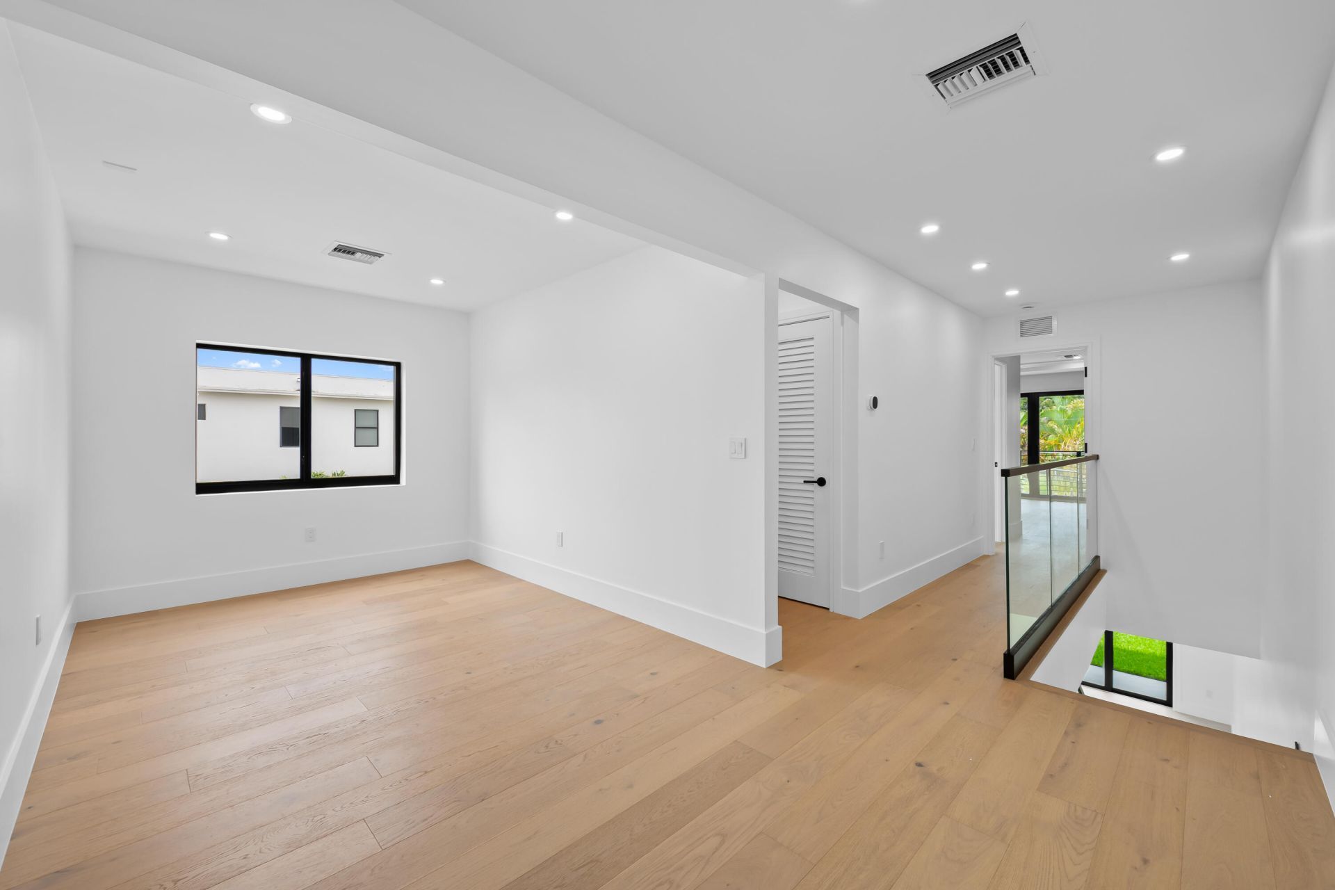 1131 NE 12th Avenue, Fort Lauderdale, FL 33304 Photo