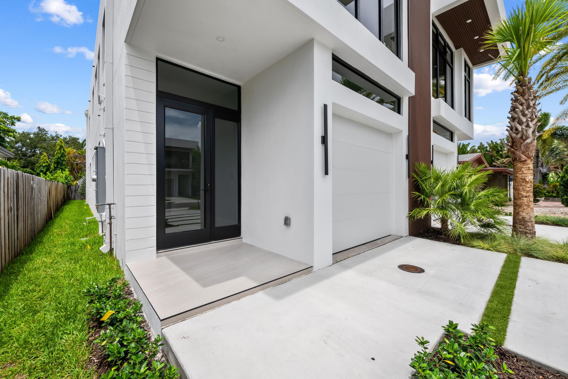 1131 NE 12th Avenue, Fort Lauderdale, FL 33304 Photo