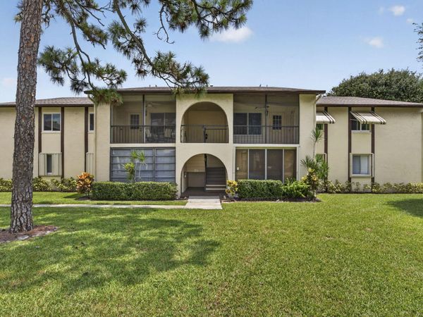 3625 LA AIRES Court, Unit C-1, Greenacres, FL 33463