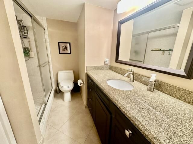 1049 Lincoln C, Boca Raton, FL 33434 Photo