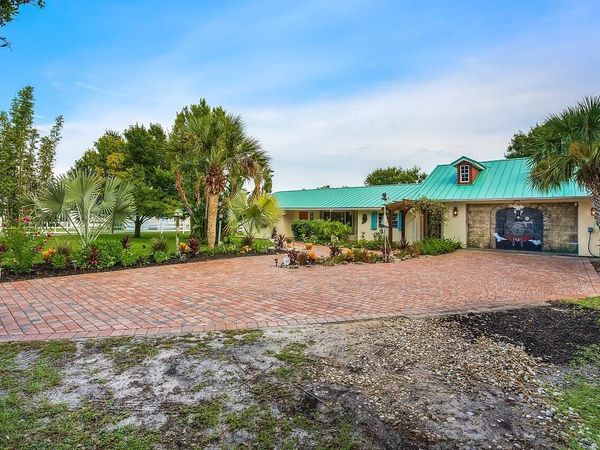 3955 FOOSHE Avenue, Sebastian, FL 32976