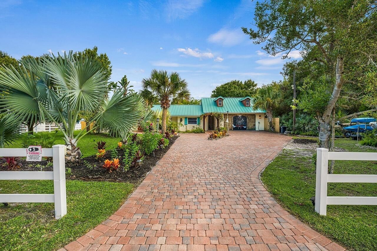 3955 Fooshe Avenue, Sebastian, FL 32976 Photo