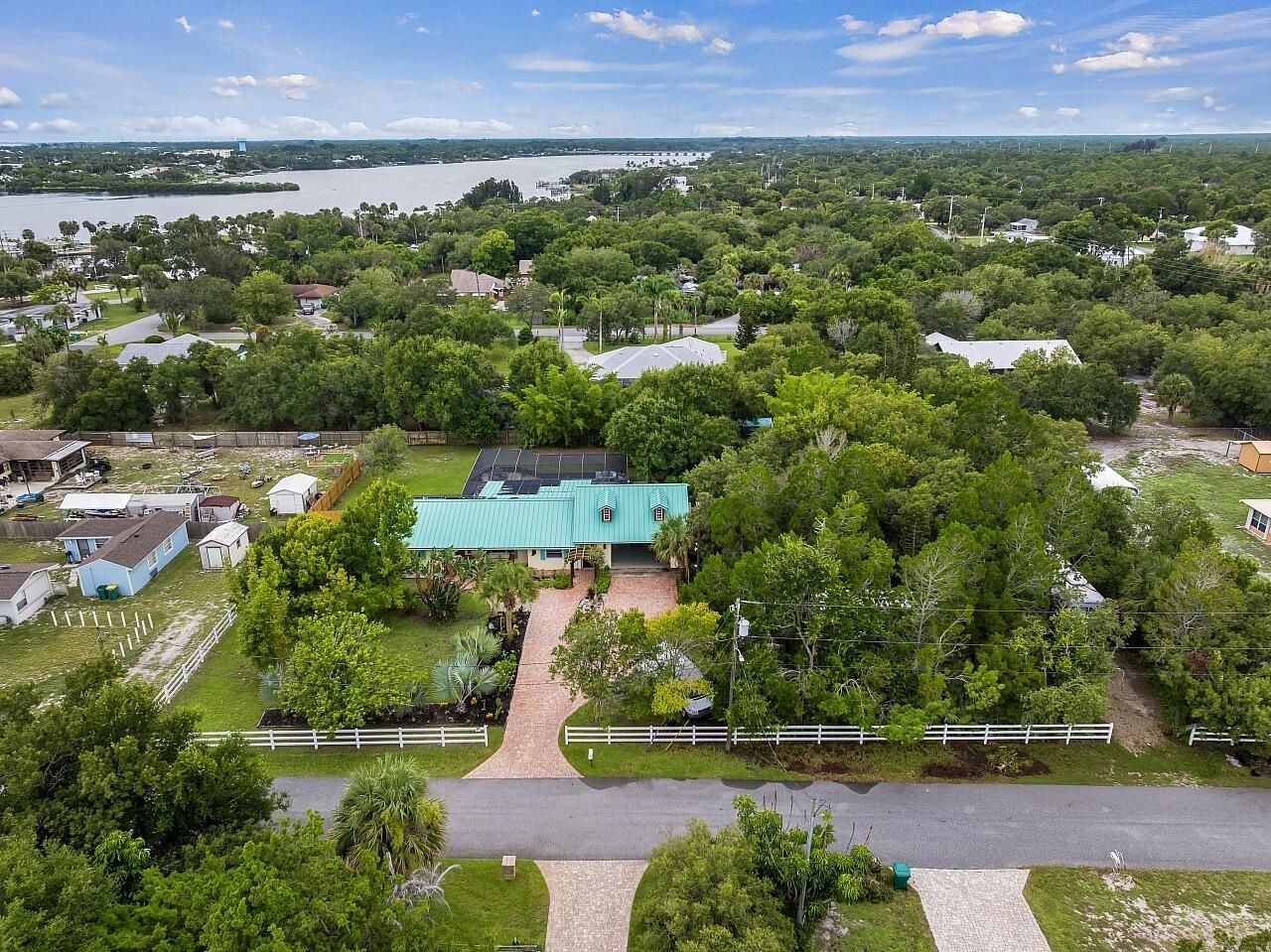 3955 Fooshe Avenue, Sebastian, FL 32976 Photo