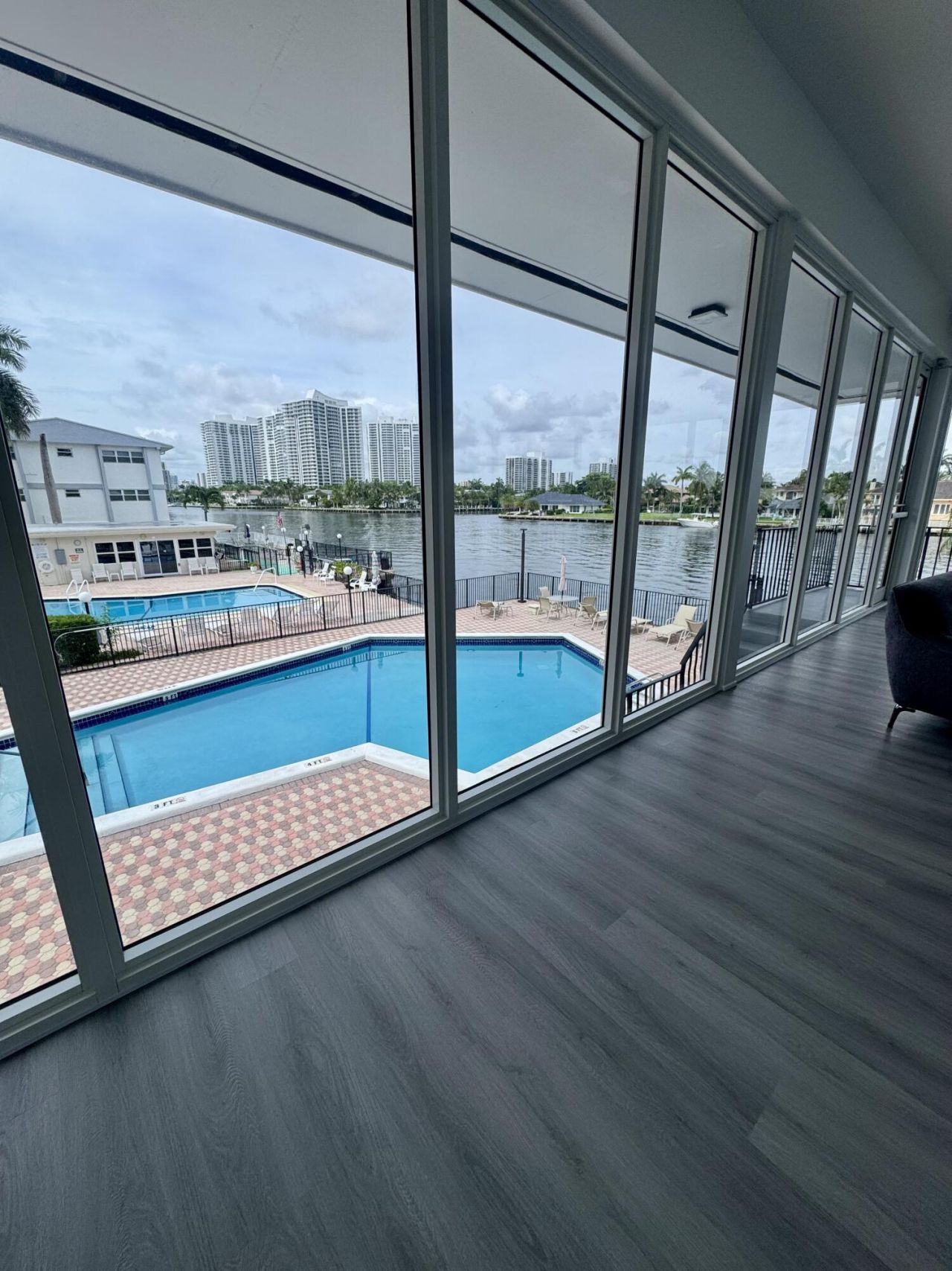 3113 S Ocean Drive, Unit 209, Hallandale Beach, FL 33009 Photo