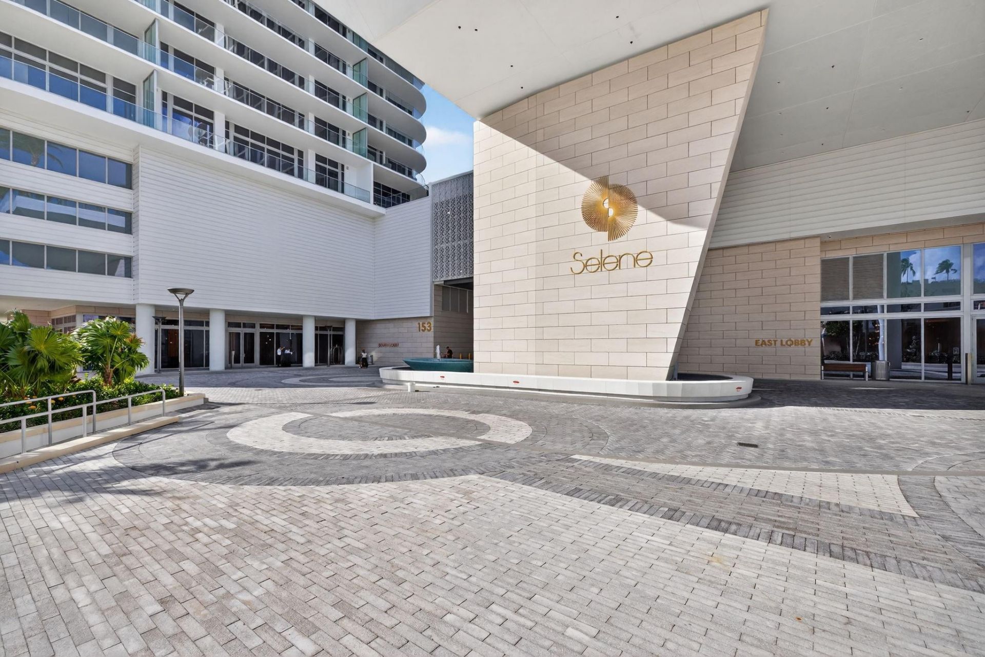 153 N Seabreeze Boulevard, Unit 2202-S, Fort Lauderdale, FL 33304 Photo