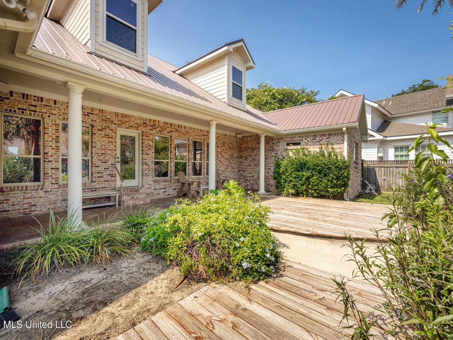 Property Image 101