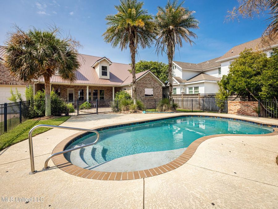 Property Image 106