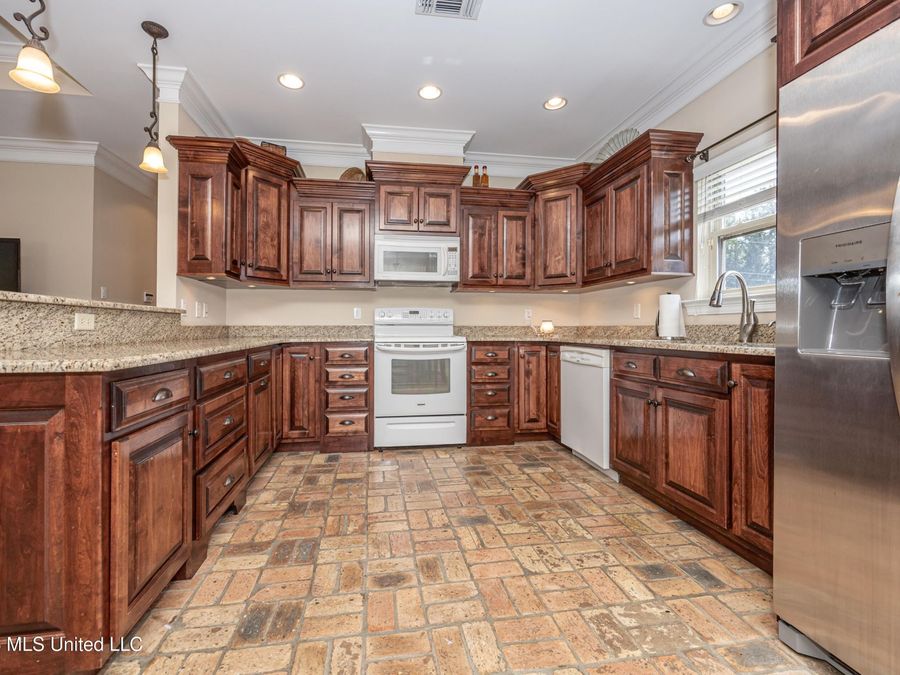 Property Image 115