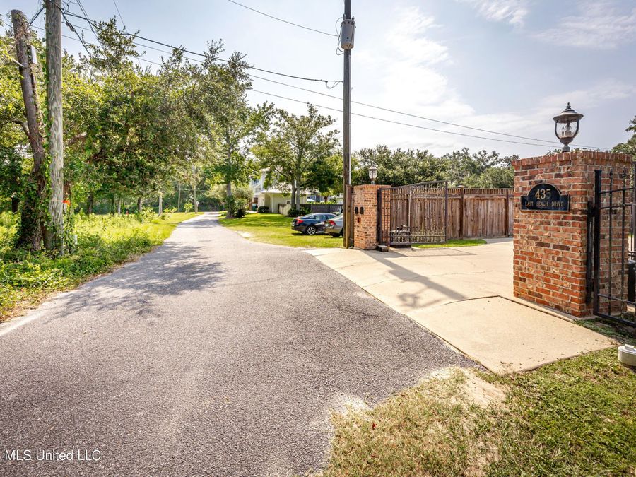 Property Image 143