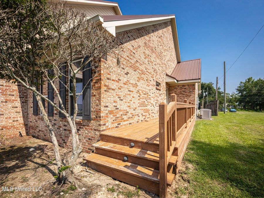 Property Image 156