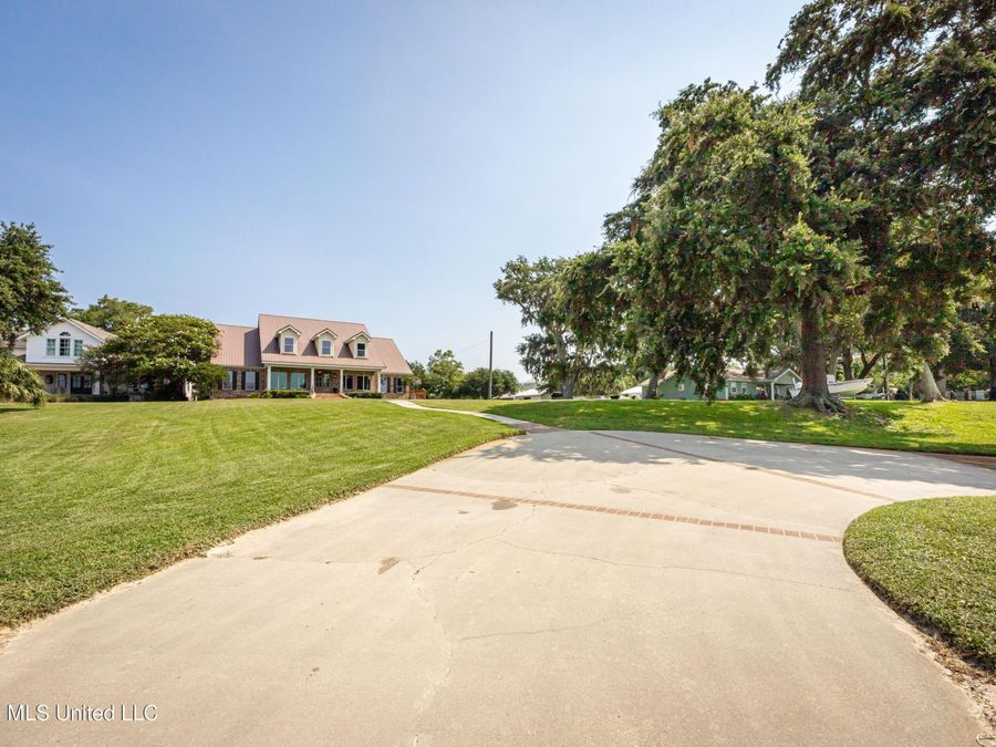 Property Image 168