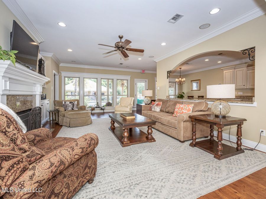Property Image 43