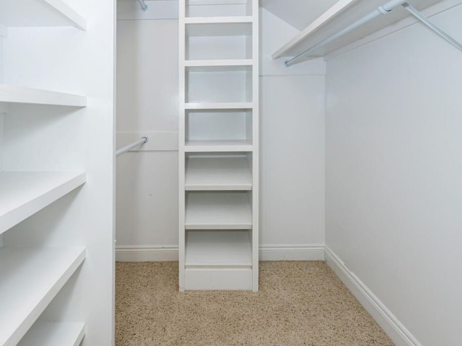 Property Image 94