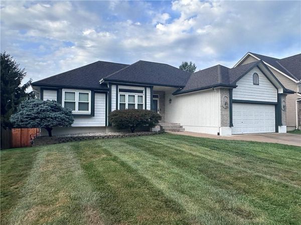 19009 E 34 Street, Independence, MO 64057