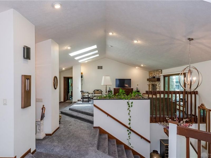 1055 Wilderness Bluff, Tipp City, OH 45371 Photo 10