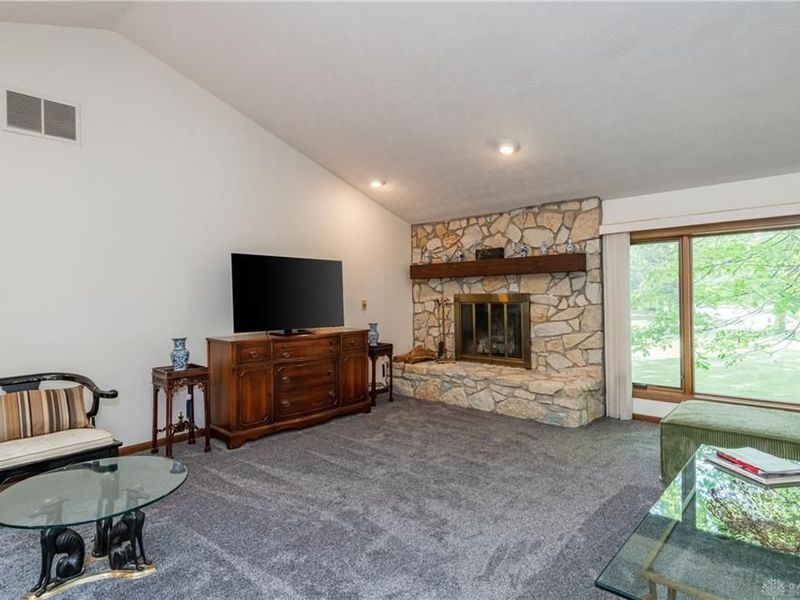 1055 Wilderness Bluff, Tipp City, OH 45371 Photo 18