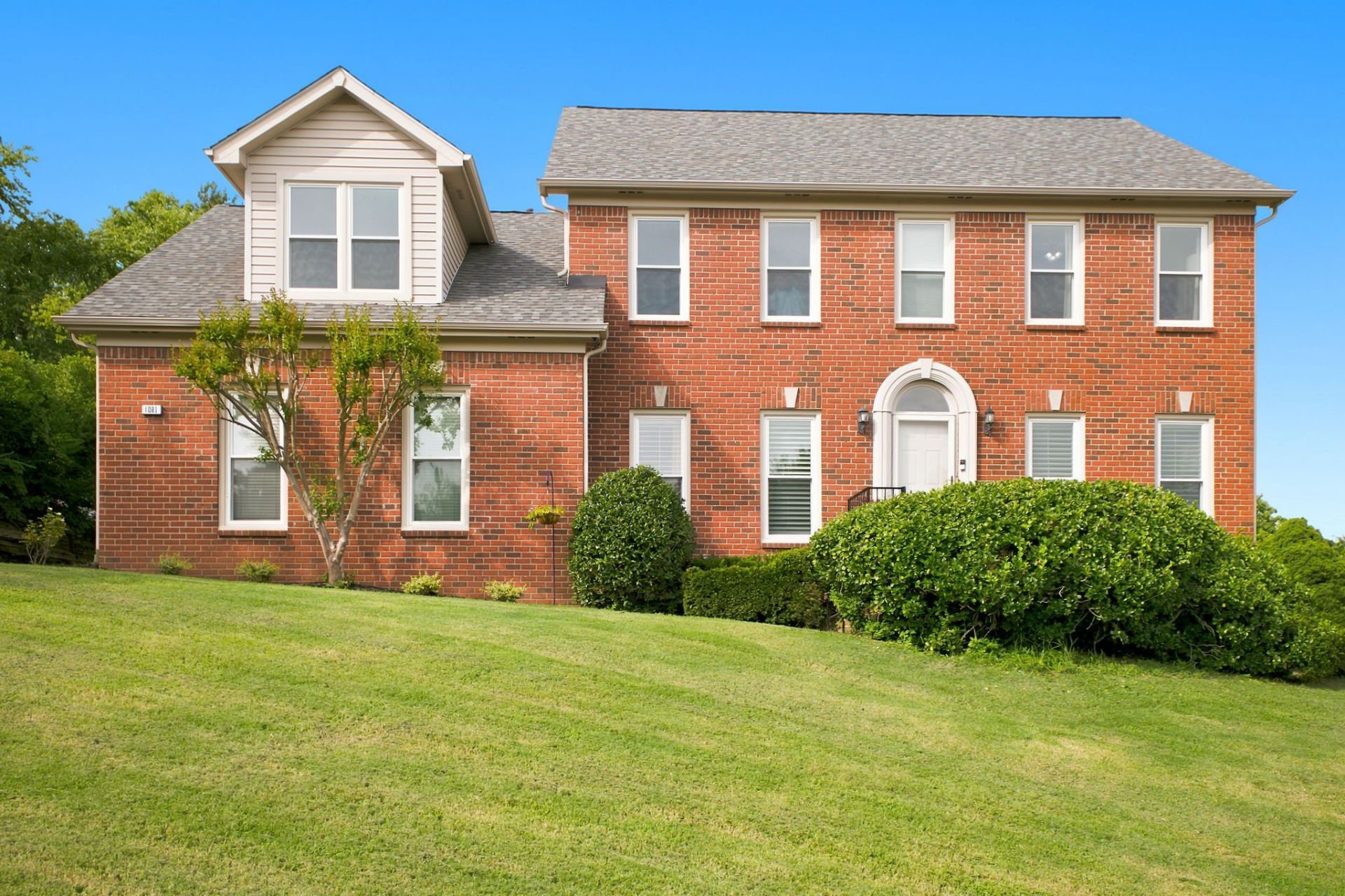 1081 Beech Tree Ln, Brentwood, TN 37027 Main Photo