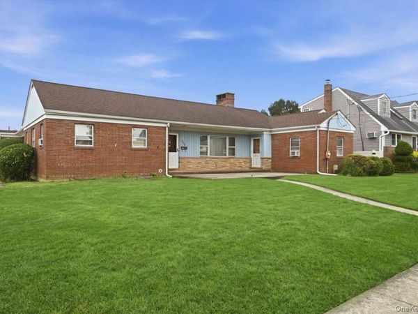 2726 Cypress Avenue , East Meadow, NY 11554