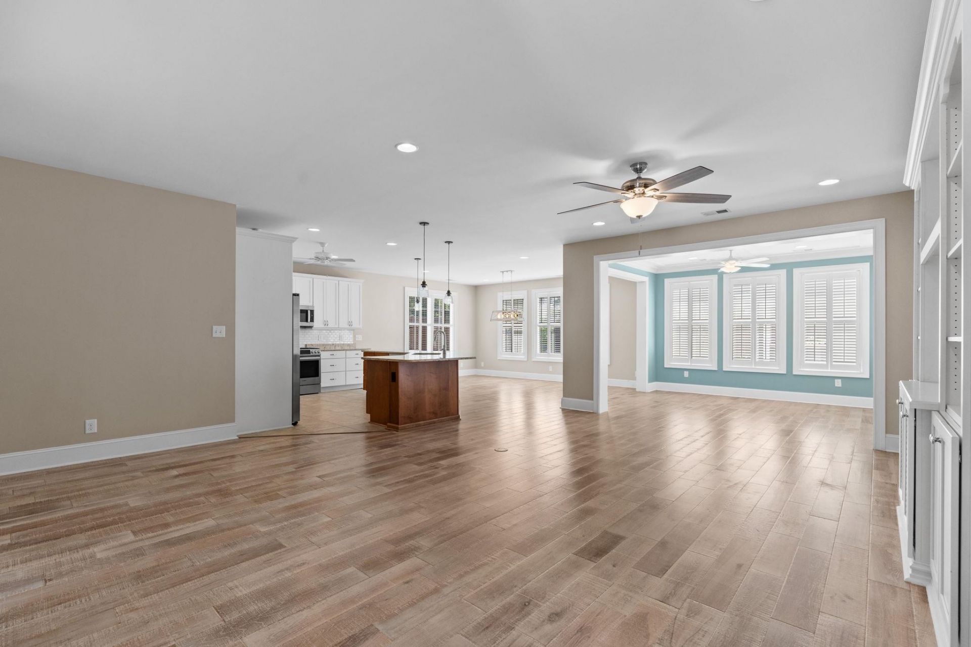 5915 Woodside Ave. Photo 15