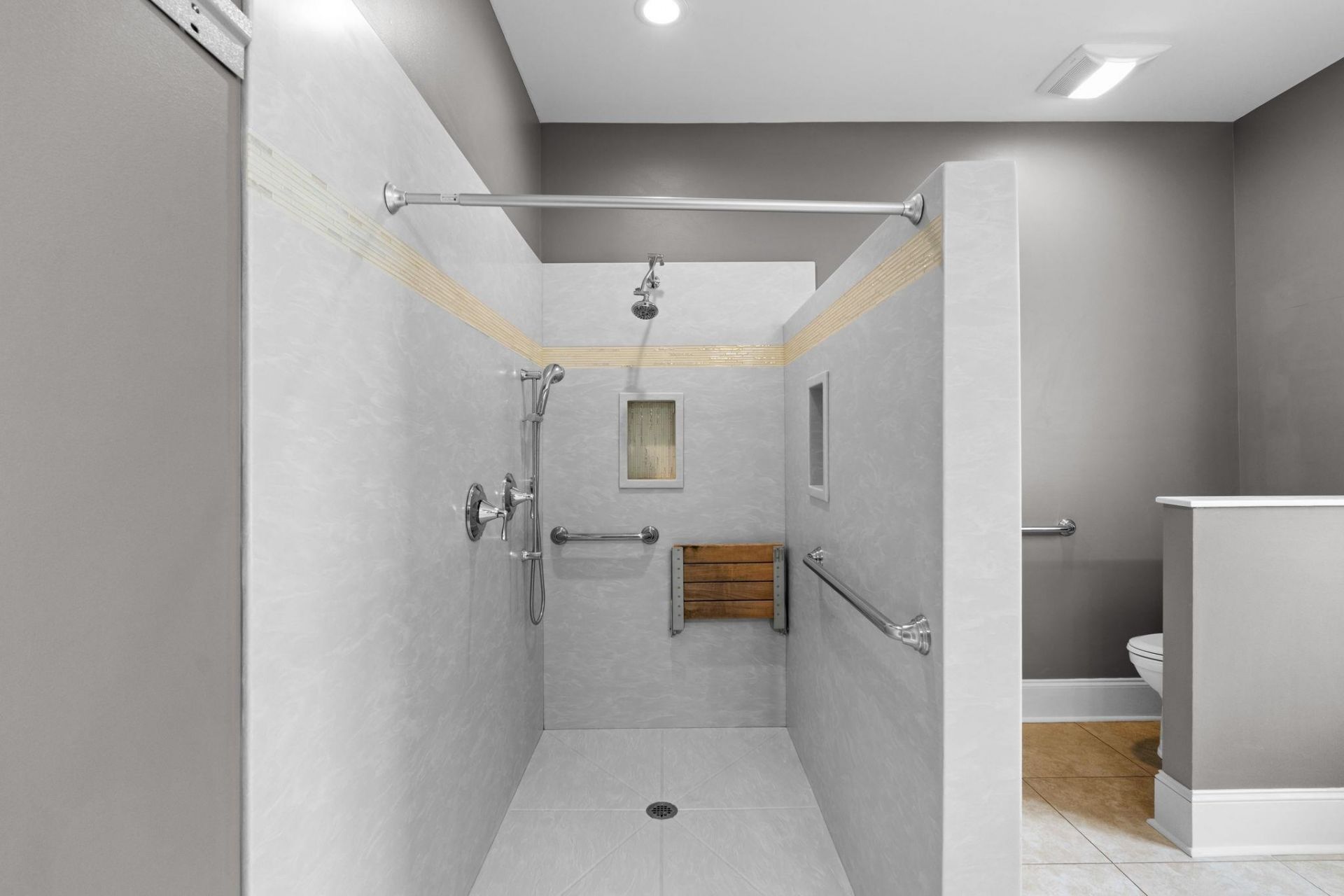 5915 Woodside Ave. Photo 21