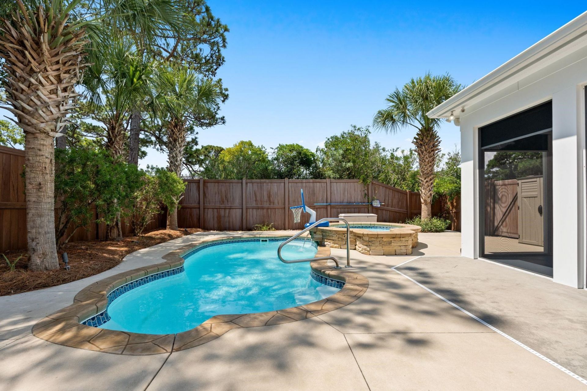 5915 Woodside Ave. Photo 38
