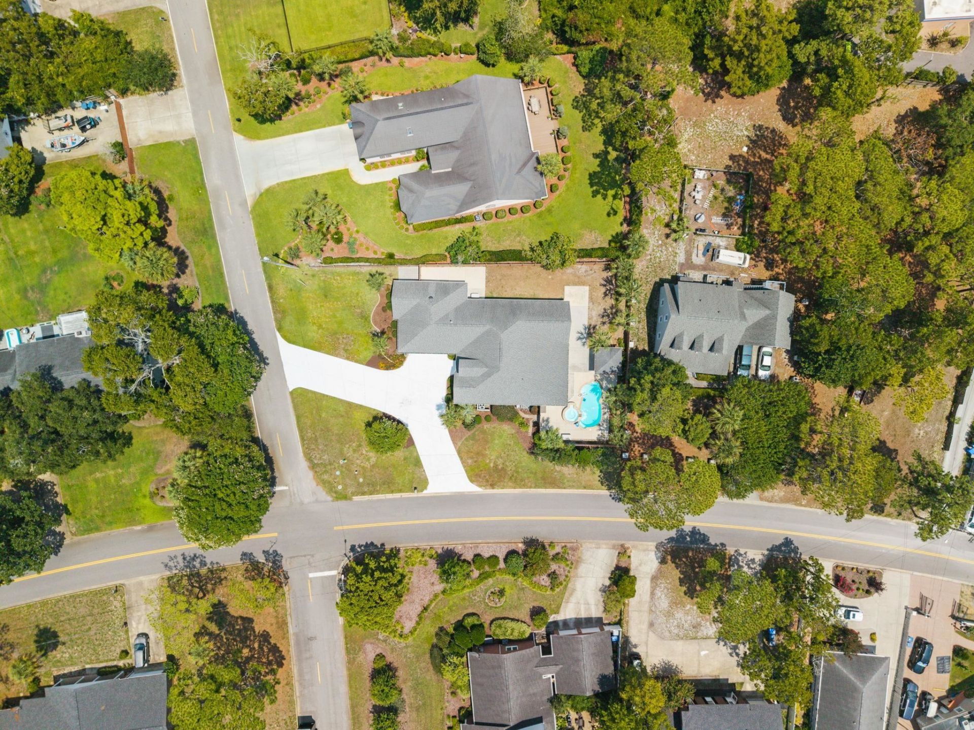 5915 Woodside Ave. Photo 51