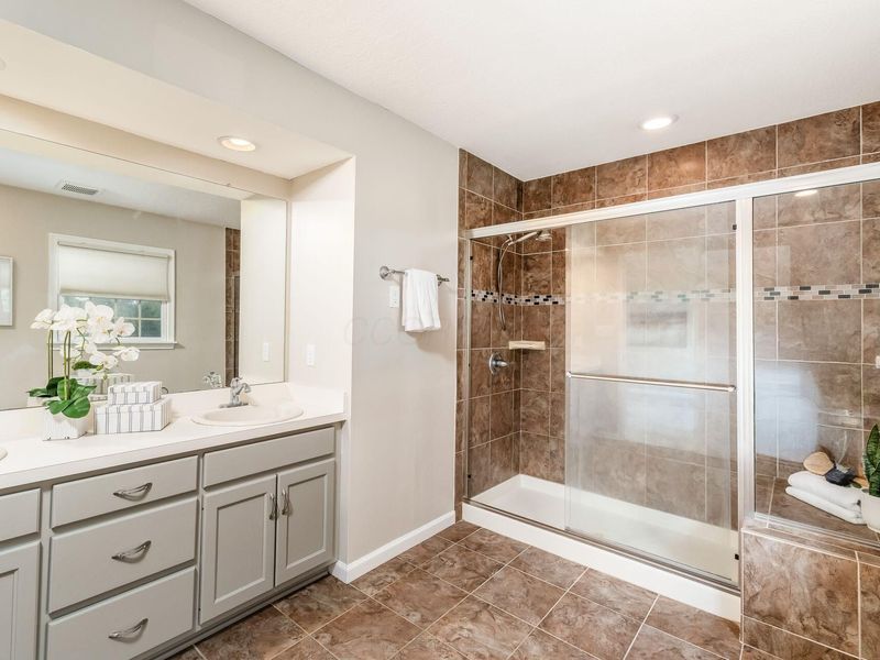11298 Wyndham Circle , Pickerington, OH 43147 Photo 17