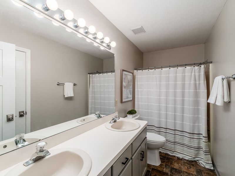 11298 Wyndham Circle , Pickerington, OH 43147 Photo 25