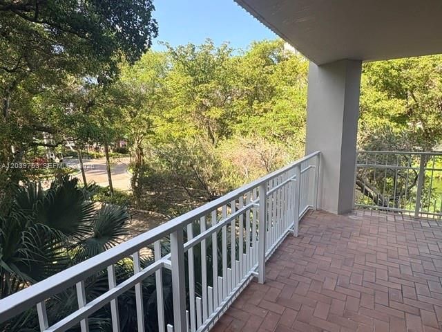 2000 Towerside Ter, Unit 301, Miami, FL 33138 Photo