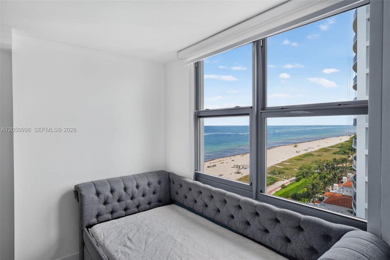 6039 Collins Ave, Unit 1624, Miami Beach, FL 33140 Photo