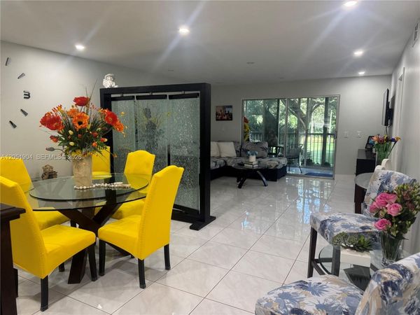 1011 SW 125th Ave , Unit 207M, Pembroke Pines, FL 33027