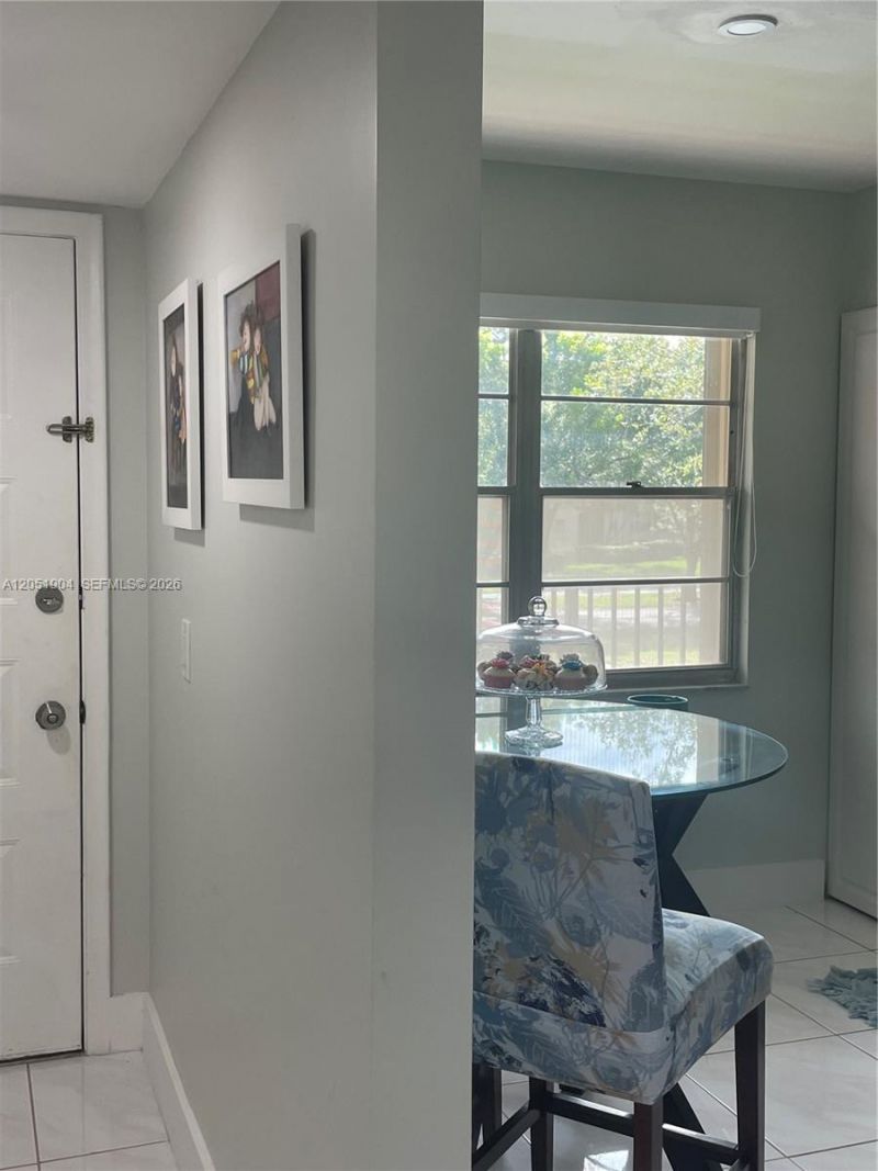 1011 SW 125th Ave, Unit 207M, Pembroke Pines, FL 33027 Photo