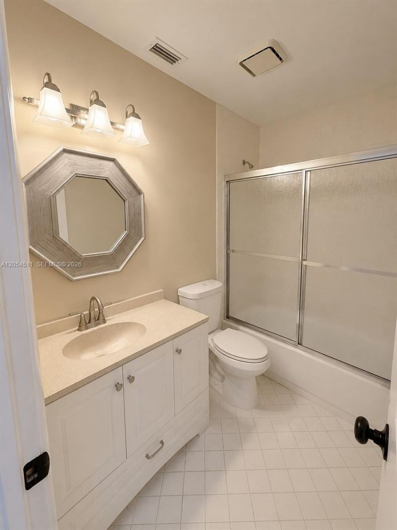 3899 N Carambola Cir N, Unit 29126, Coconut Creek, FL 33066 Photo