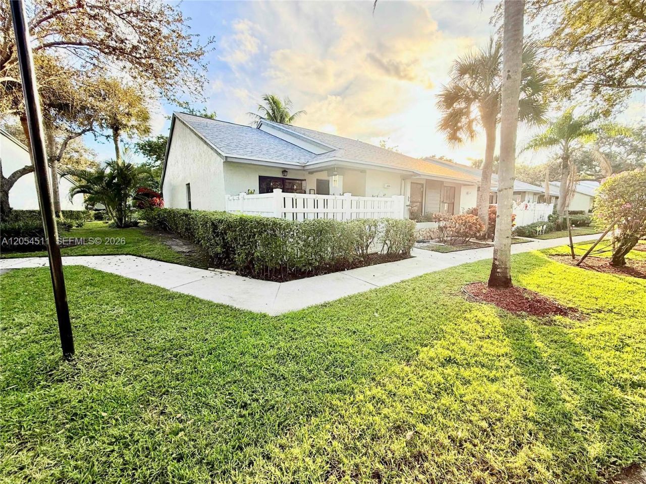3899 N Carambola Cir N, Unit 29126, Coconut Creek, FL 33066 Photo