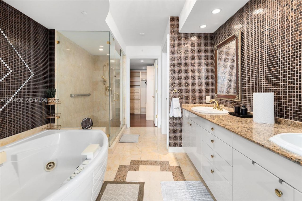 19111 Collins Ave, Unit 3406, Sunny Isles Beach, FL 33160 Photo