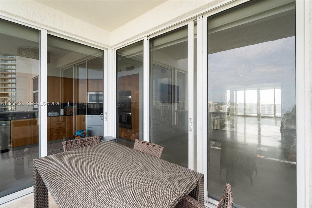 19111 Collins Ave, Unit 3406, Sunny Isles Beach, FL 33160 Photo
