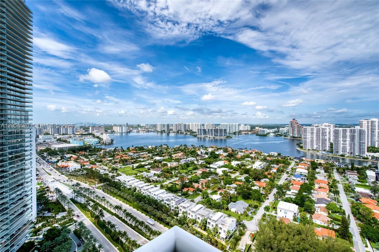 19111 Collins Ave, Unit 3406, Sunny Isles Beach, FL 33160 Photo
