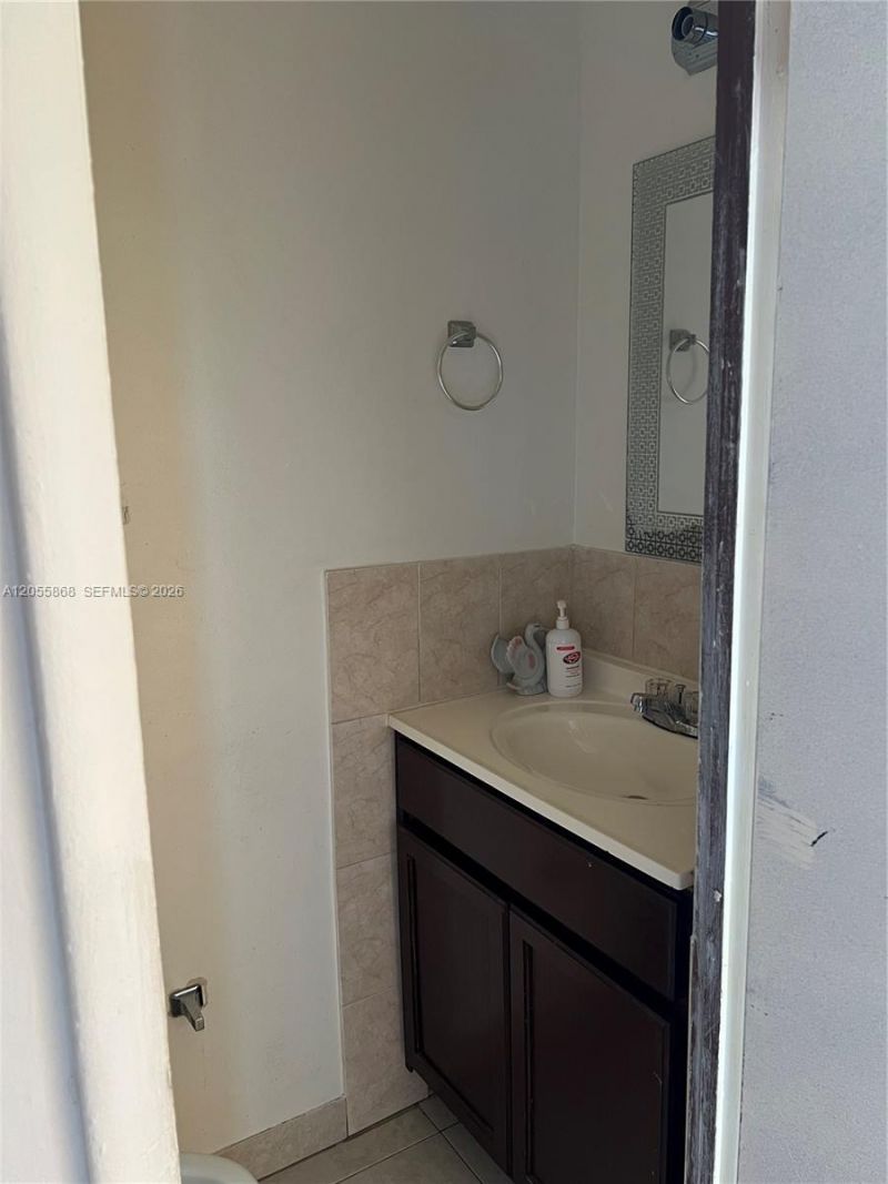 5950 NW 29th Pl, Unit 109, Sunrise, FL 33313 Photo