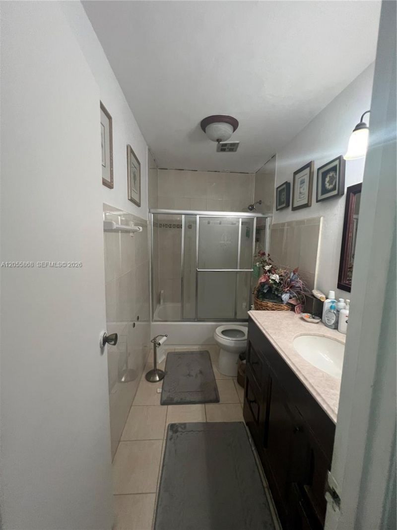 5950 NW 29th Pl, Unit 109, Sunrise, FL 33313 Photo