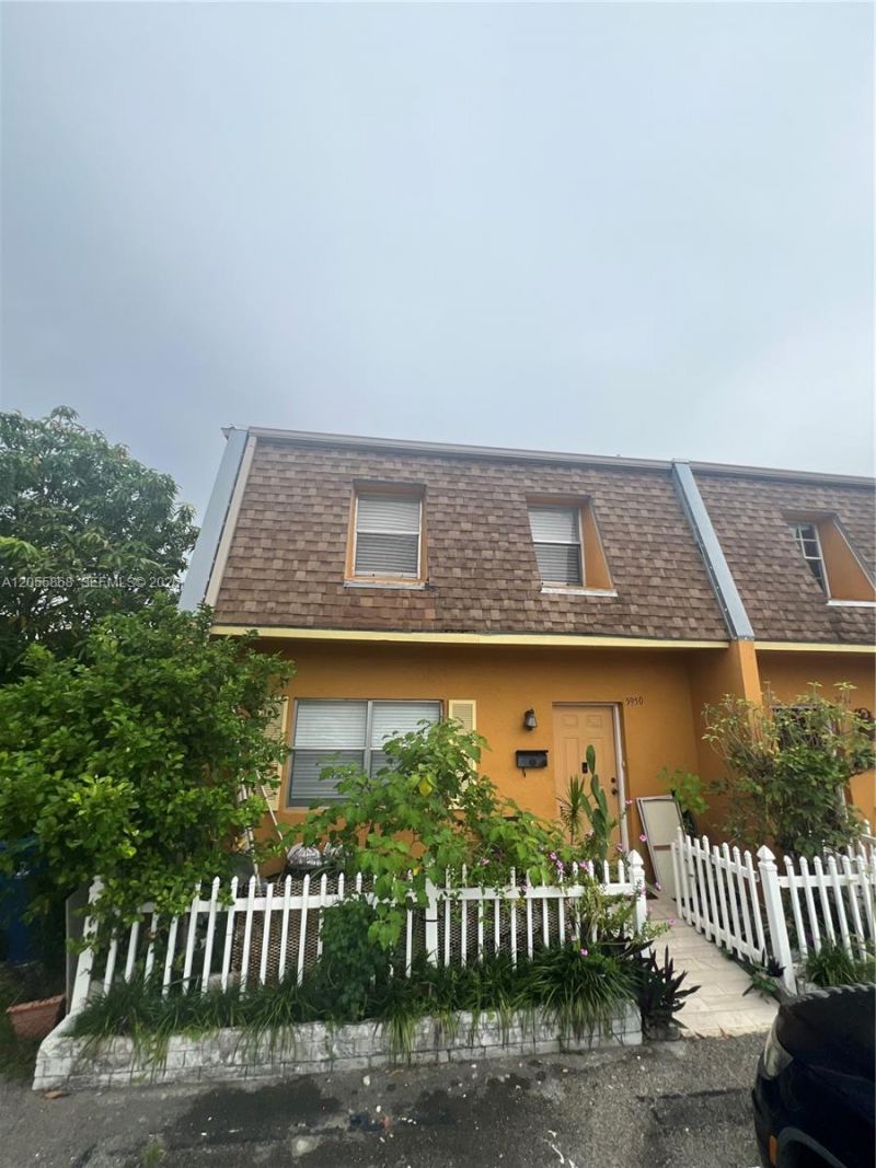 5950 NW 29th Pl, Unit 109, Sunrise, FL 33313 Photo