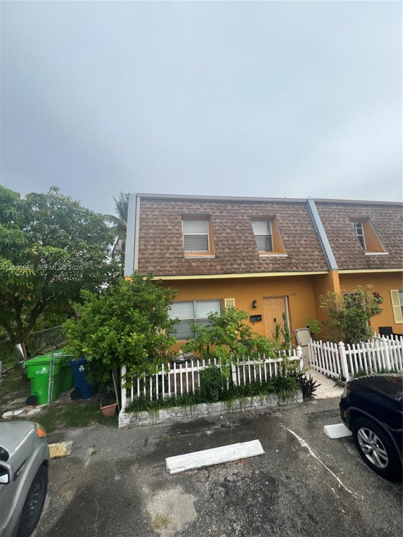 5950 NW 29th Pl, Unit 109, Sunrise, FL 33313 Photo
