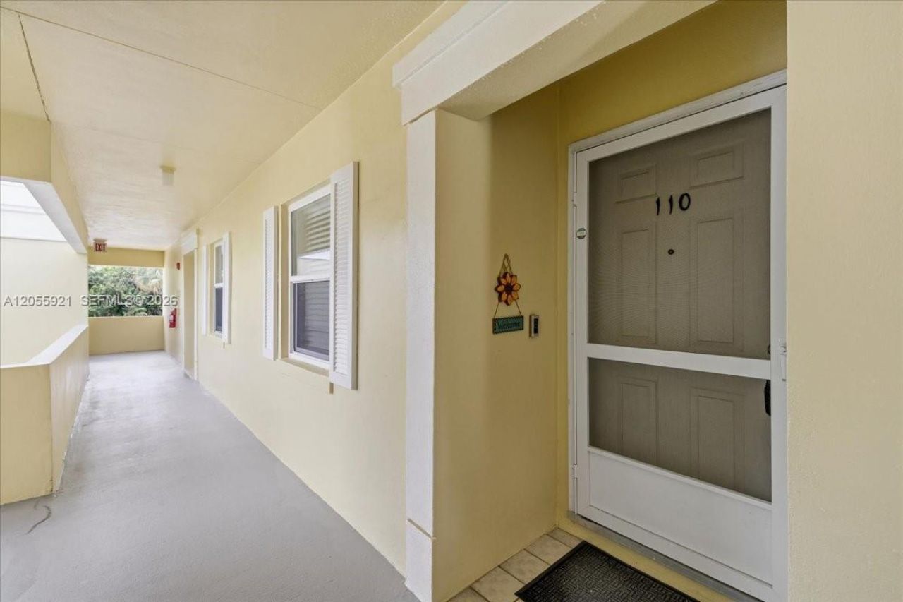 1600 SE Saint Lucie Blvd , Unit 110, Stuart, FL 34996 Photo