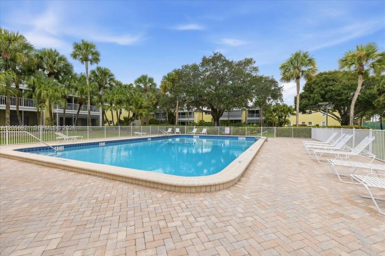 1600 SE Saint Lucie Blvd , Unit 110, Stuart, FL 34996 Photo