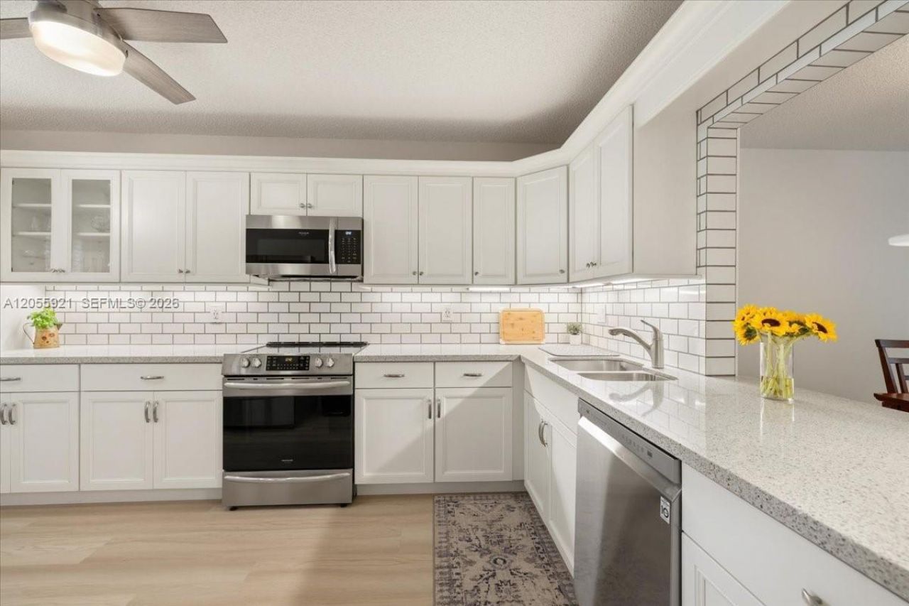 1600 SE Saint Lucie Blvd , Unit 110, Stuart, FL 34996 Photo