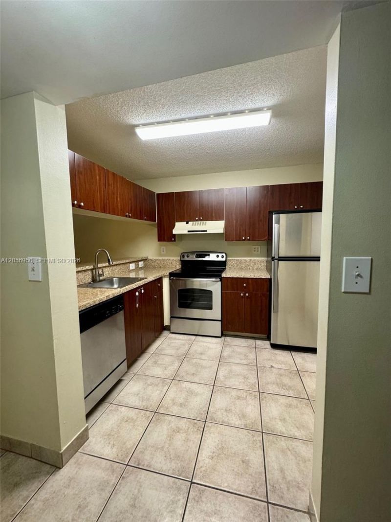 9945 Nob Hill Ct , Unit 9945, Sunrise, FL 33351 Photo