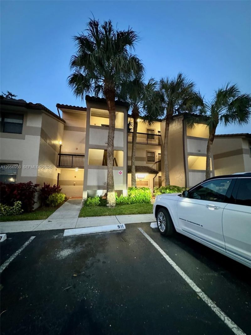 9945 Nob Hill Ct , Unit 9945, Sunrise, FL 33351 Photo