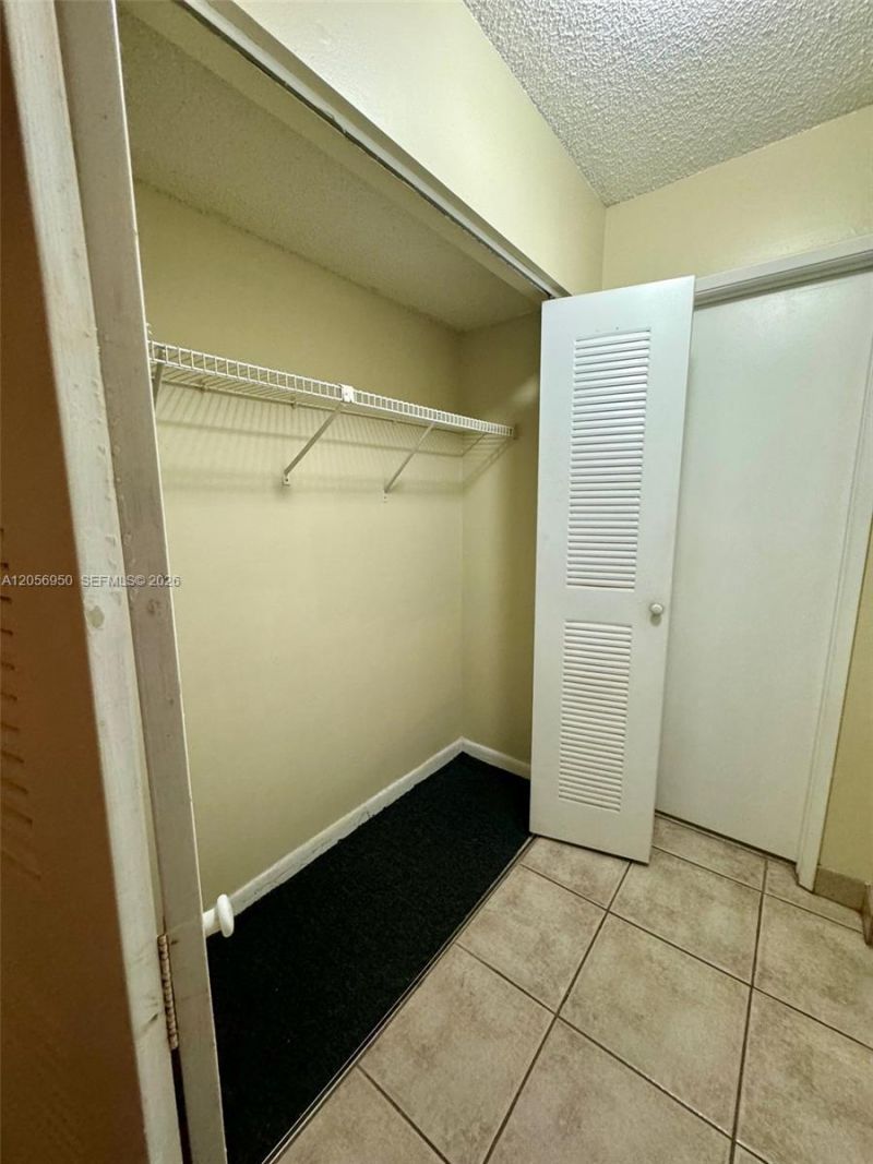 9945 Nob Hill Ct , Unit 9945, Sunrise, FL 33351 Photo