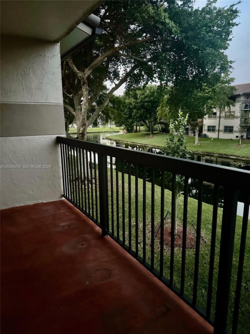 9945 Nob Hill Ct , Unit 9945, Sunrise, FL 33351 Photo