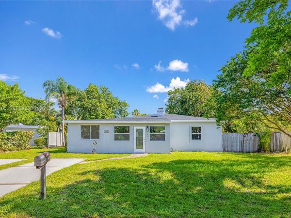 3405 Robbins Rd , Pompano Beach, FL 33062