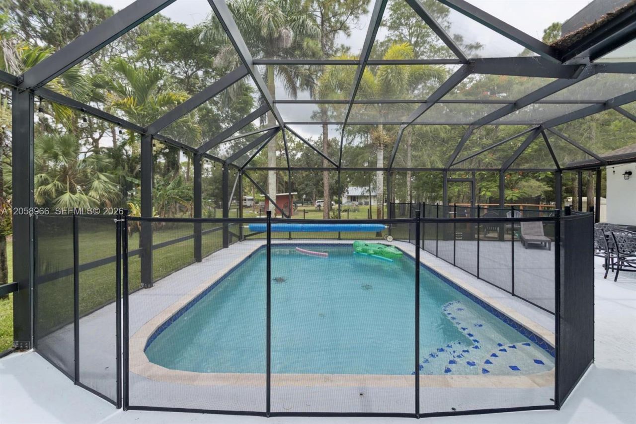 16282 E Downers Drive, Loxahatchee, FL 33470 Photo